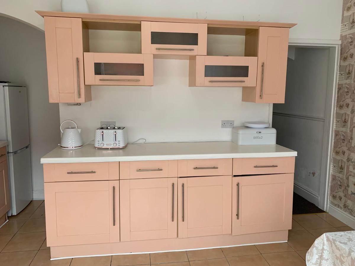 Starlight Self Service Accommodation Leigh  Bagian luar foto